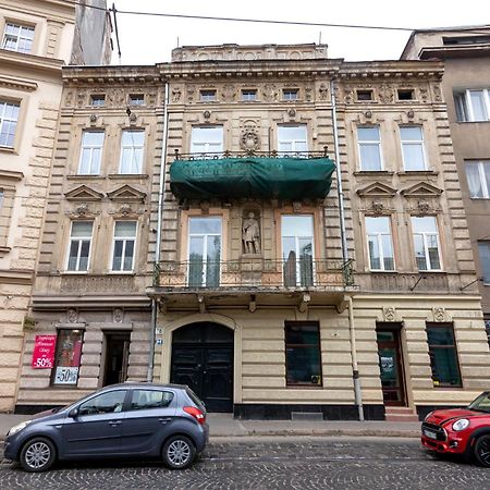 Royal Apartment On Franka 28 リヴィウ エクステリア 写真